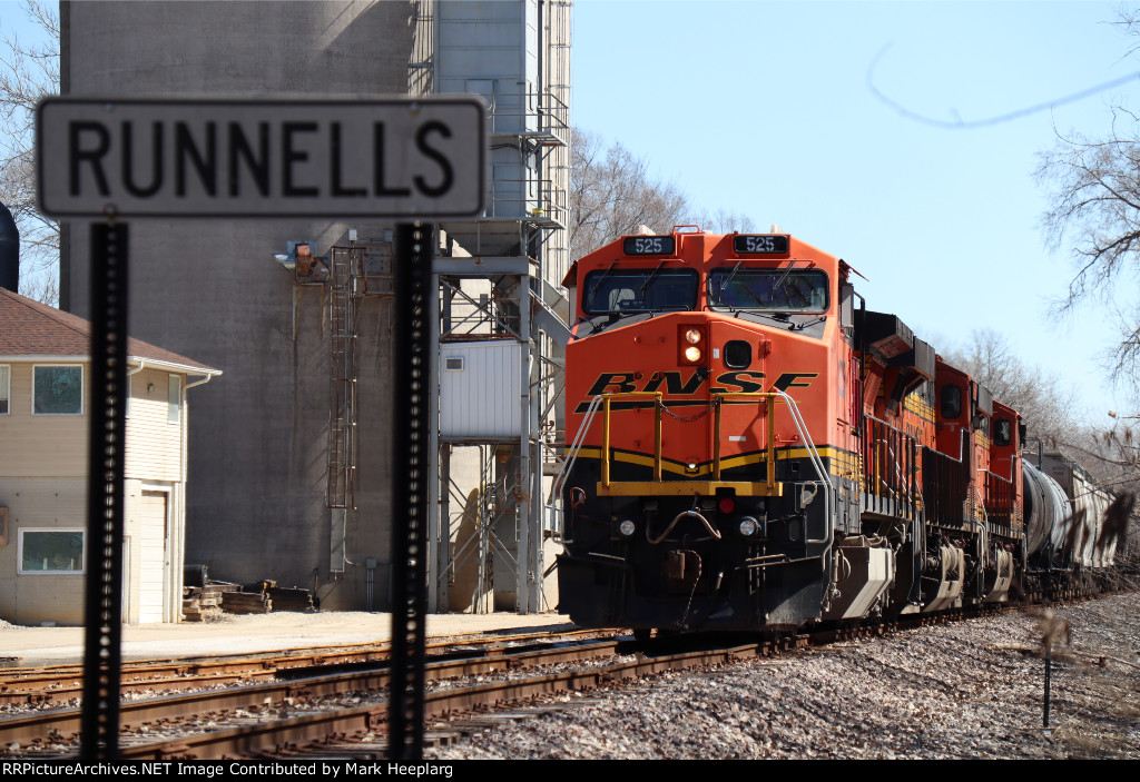 BNSF 525